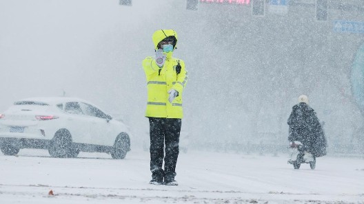 警用雨衣采購指南：如何兼顧防護、成本與應(yīng)急